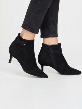 Bella Vita Bindi Bootie Black Suede Pointed Ankle Booties with Kitten Heel Sz 9